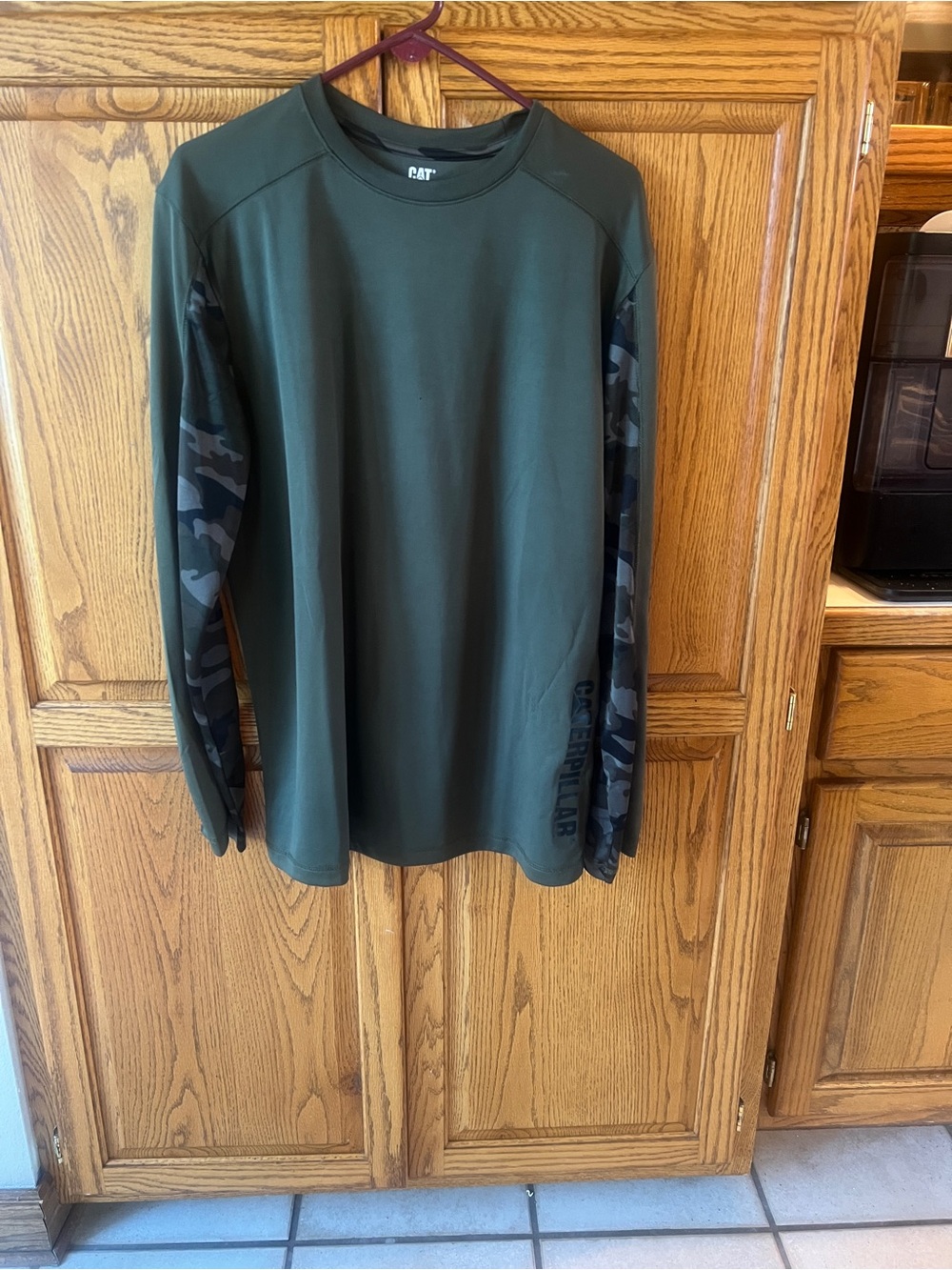 CAT Men's Long-Sleeve Olive Green Performance Tee with Camo Sleeves